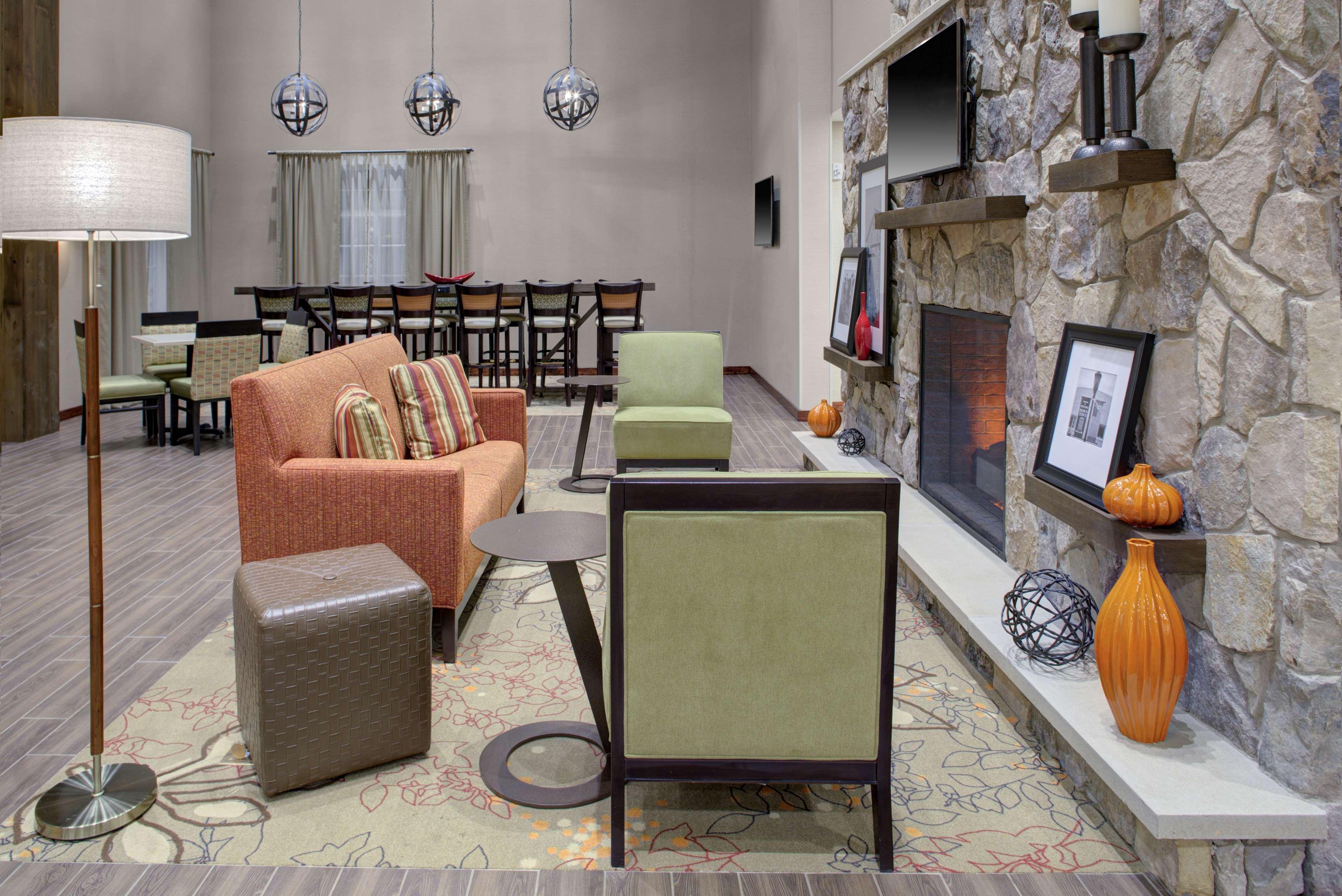 Hampton Inn & Suites Manchester, Vt Екстериор снимка
