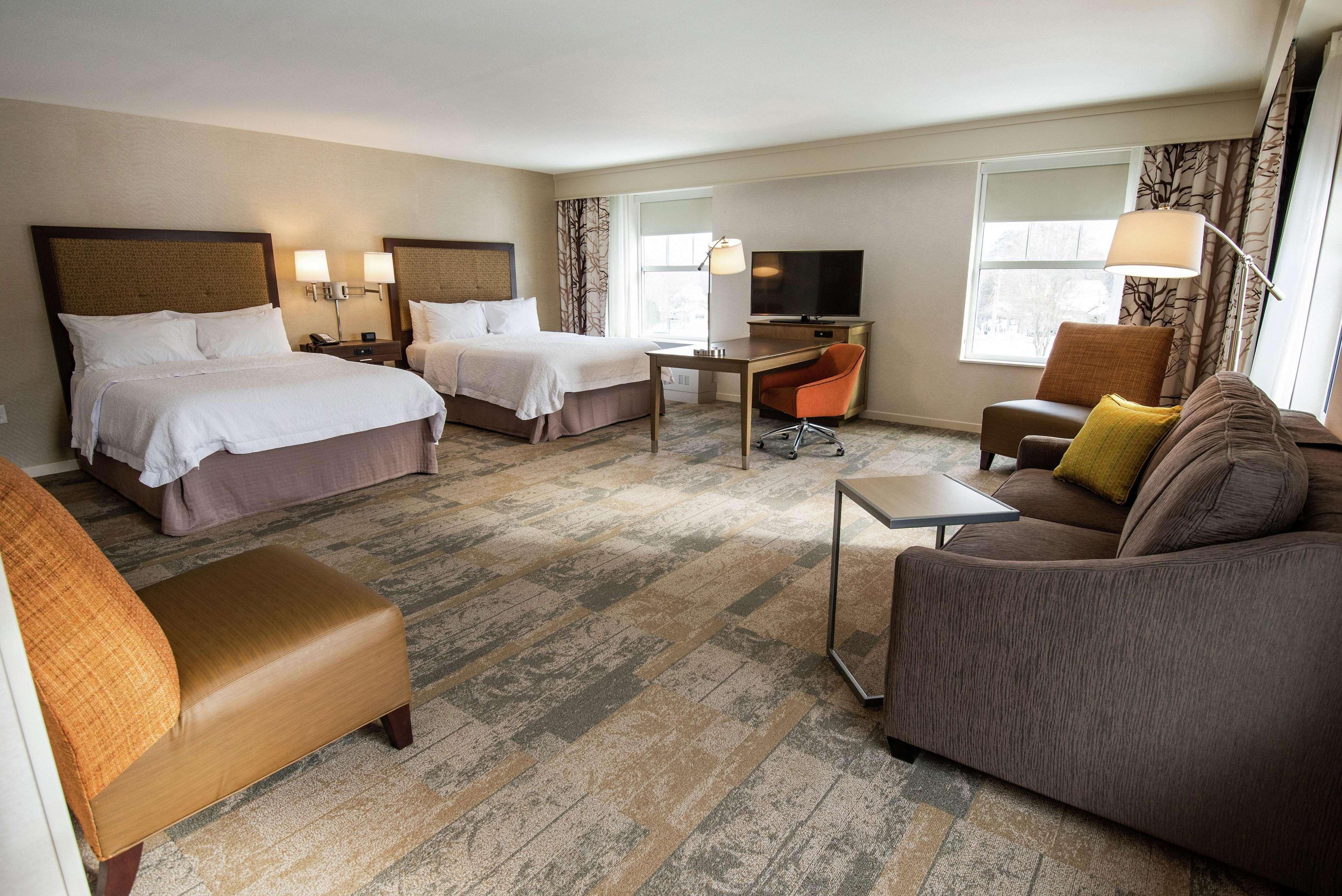 Hampton Inn & Suites Manchester, Vt Екстериор снимка